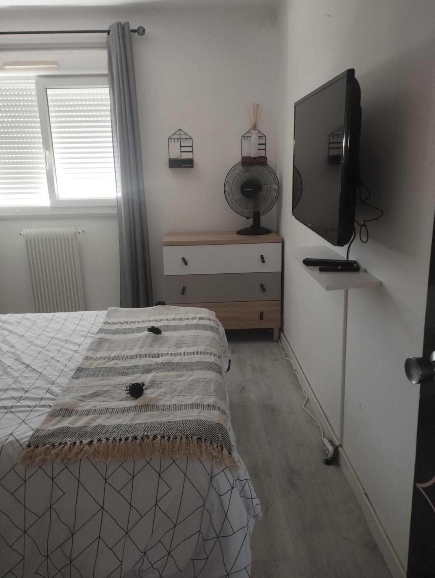 Charmant Appartement 3 Pieces Mandelieu 外观 照片